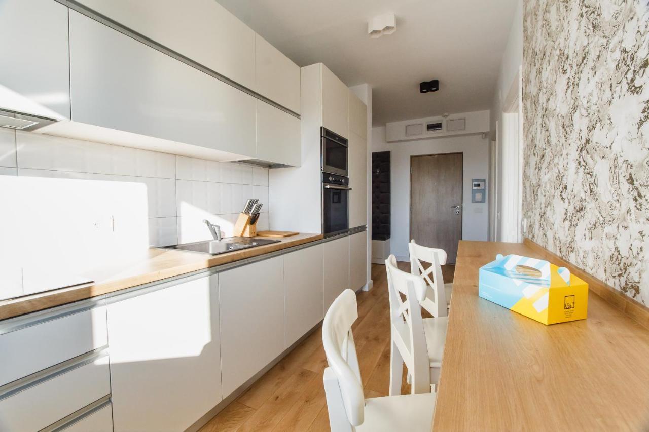 Fantastic Apartment At Prima Residence Oradea Eksteriør billede