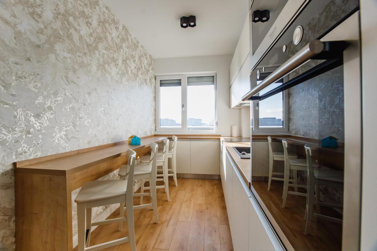 Fantastic Apartment At Prima Residence Oradea Eksteriør billede