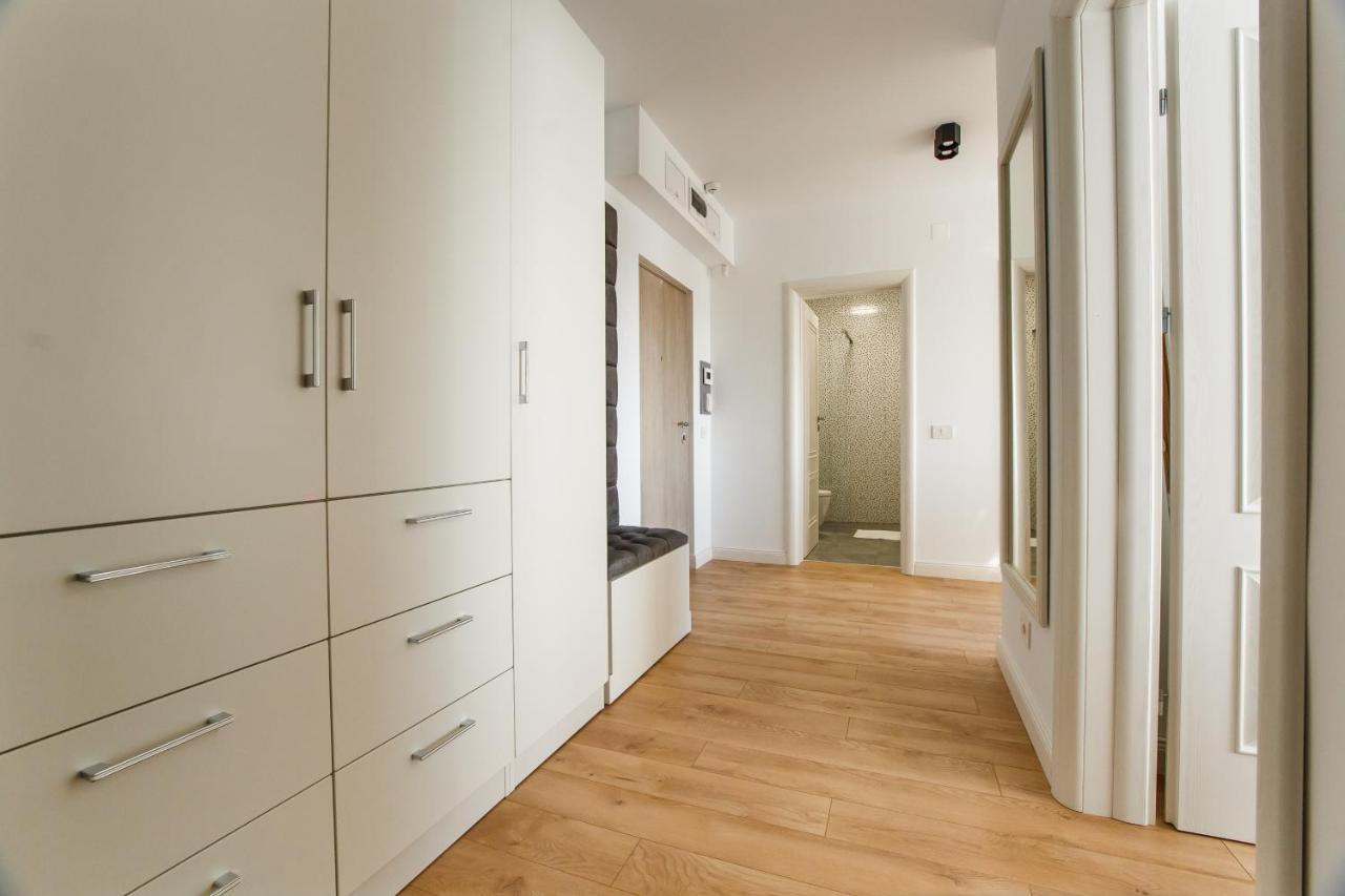 Fantastic Apartment At Prima Residence Oradea Eksteriør billede